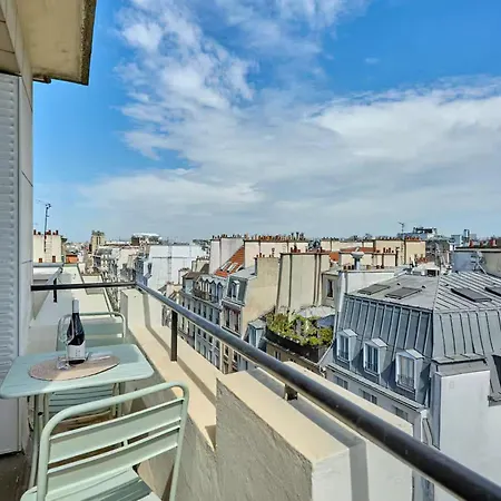 Апартаменты Charming In Beaubourg - Le Marais Париж