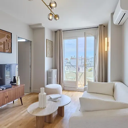 Charming In Beaubourg - Le Marais *